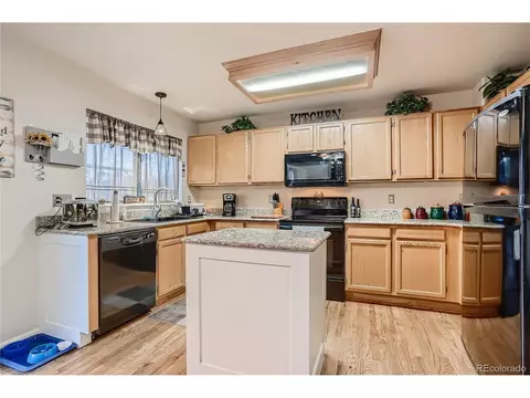 17643 E Brunswick Pl, Aurora, CO 80013 photo 16