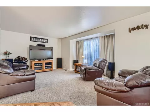 17643 E Brunswick Pl, Aurora, CO 80013 photo 6