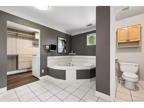 Bath - 2190 Jay St, Edgewater, CO 80214 photo 3 of 4