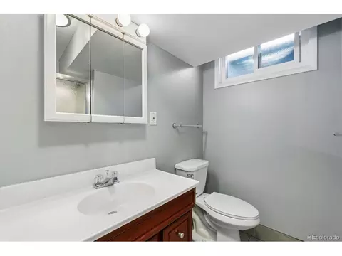 Bath - 2190 Jay St, Edgewater, CO 80214 photo 4 of 4