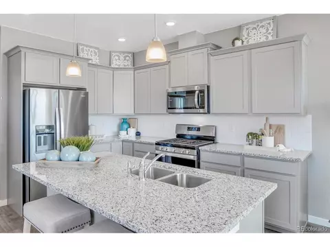 21752 E 8th Ave, Aurora, CO 80018 photo 11