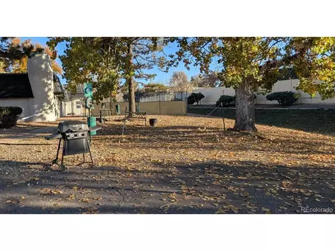 Exterior - 140 E Highline Cir #105, Centennial, CO 80122 photo 3 of 6
