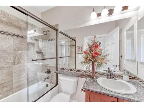 22155 Euclid Dr, Aurora, CO 80016 photo 8