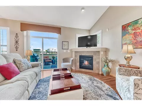 22155 Euclid Dr, Aurora, CO 80016 photo 4