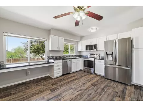 2008 S Idalia St, Aurora, CO 80013