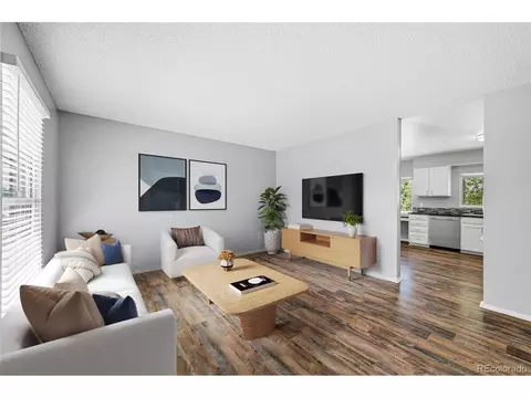 2008 S Idalia St, Aurora, CO 80013