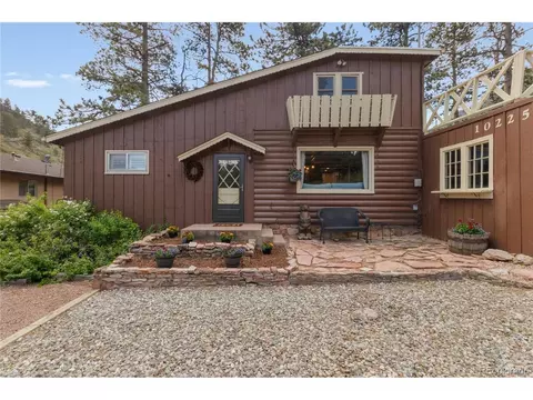 10225 Ute Pass Ave, Green Mountain Falls, CO 80819
