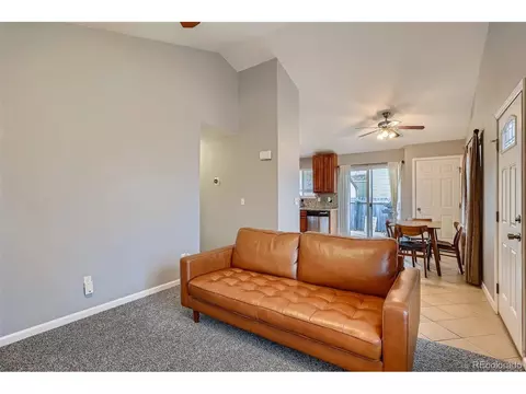 17419 E Whitaker Dr, Aurora, CO 80015 photo 4