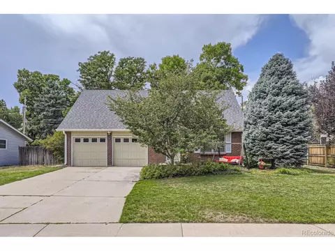1761 S Estes, Lakewood, CO 80232