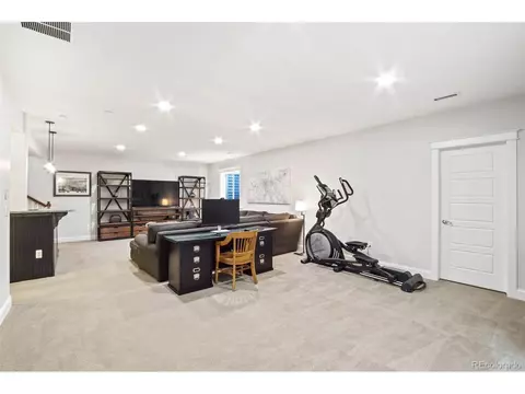 8163 E 34th Ave, Denver, CO 80238 photo 32