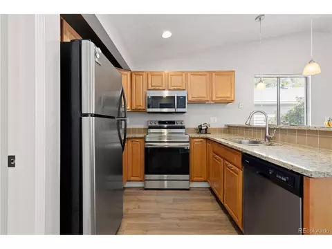Kitchen - 19314 E Purdue Cir, Aurora, CO 80013 photo 4 of 4