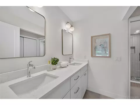 Bath - 1913 Interlocken Dr, Evergreen, CO 80439 photo 1 of 4