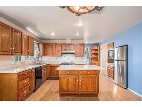 14751 E 24th Ave, Aurora, CO 80011 photo 9