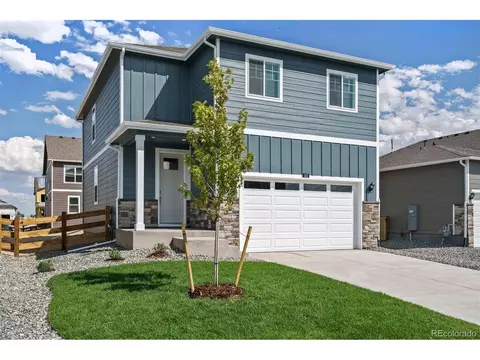 140 Racer St, Bennett, CO 80102 photo 2