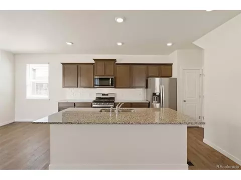 140 Racer St, Bennett, CO 80102 photo 12