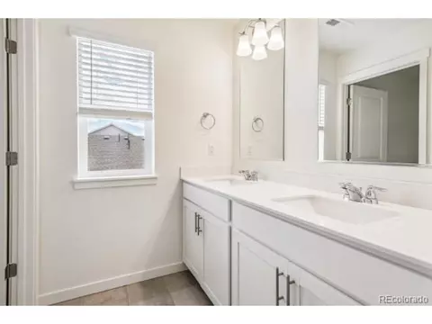 27451 E Cedar Ave, Aurora, CO 80018 photo 19