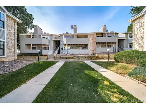 923 S Zeno Way #206, Aurora, CO 80017