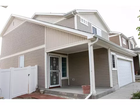 5553 Killarney Ct, Denver, CO 80249 photo 2