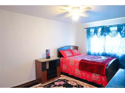 5553 Killarney Ct, Denver, CO 80249 photo 11