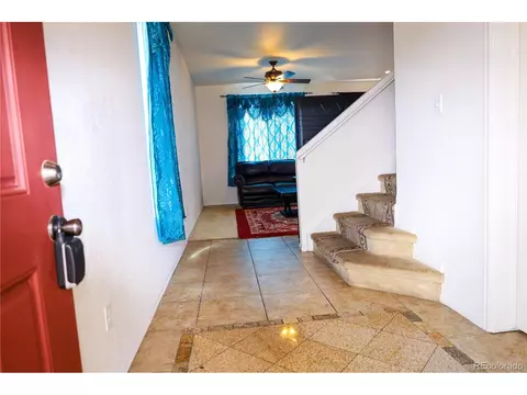 5553 Killarney Ct, Denver, CO 80249 photo 4