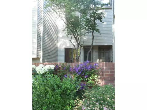 353 Harrison St, Denver, CO 80206