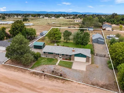 833 Consolidation Ln, Pueblo, CO 81006