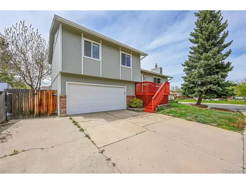 8595 Field Ct, Arvada, CO 80005 photo 4