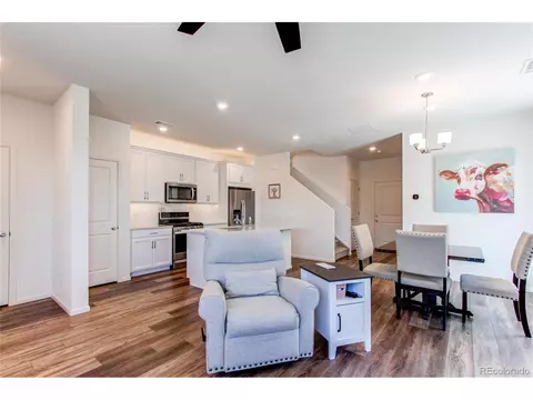 21342 E 60th Ave, Aurora, CO 80019 photo 2