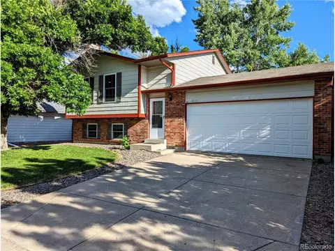 8532 W Star Cir, Littleton, CO 80128