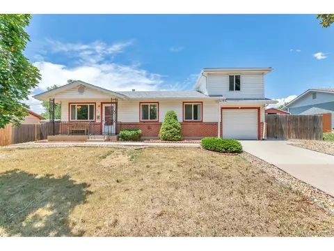 821 S Worchester St, Aurora, CO 80012