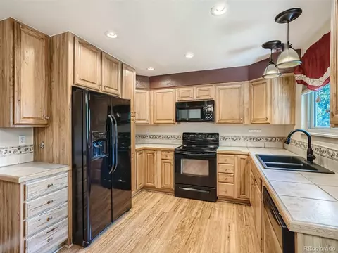 8205 Field Ct, Arvada, CO 80005 photo 10