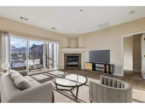 7415 S Alkire St #203, Littleton, CO 80127