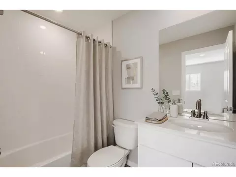 Bath - 15270 W 68th Pl, Arvada, CO 80007 photo 2 of 2