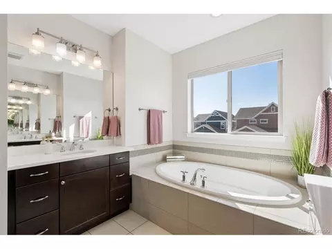 7840 E 32nd Ave, Denver, CO 80238 photo 27