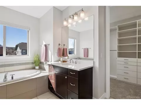 7840 E 32nd Ave, Denver, CO 80238 photo 25