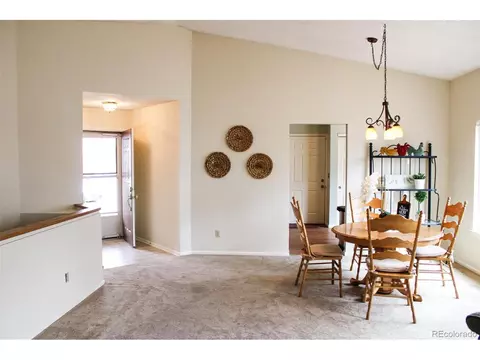 11248 E Baltic Dr, Aurora, CO 80014 photo 2