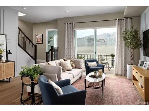 15518 W Washburn Ave, Lakewood, CO 80228