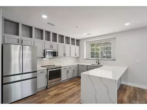 5255 Memphis St #1120, Denver, CO 80239 photo 10