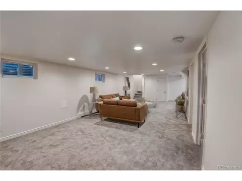 8701 E Kent Pl, Denver, CO 80237 photo 17