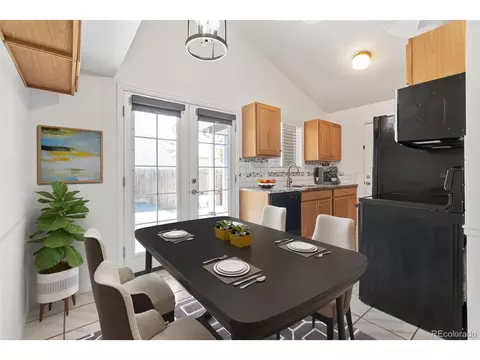 19347 E Batavia Dr, Aurora, CO 80011 photo 8