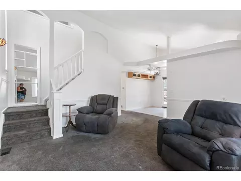 19347 E Batavia Dr, Aurora, CO 80011 photo 7