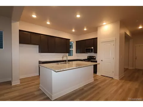 Kitchen - 21064 E 62nd Ave, Aurora, CO 80019 photo 2 of 3