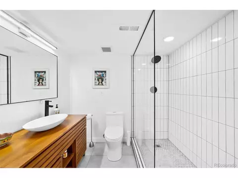 Bath - 7608 E Long Ave, Centennial, CO 80112 photo 5 of 5