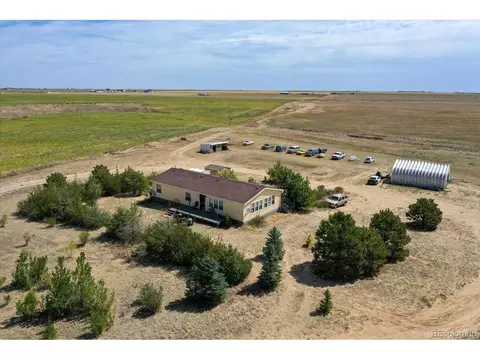7500 Converse Rd, Bennett, CO 80102 photo 3