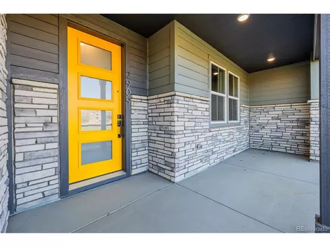Exterior - 2909 E 103rd Dr, Thornton, CO 80229 photo 2 of 2