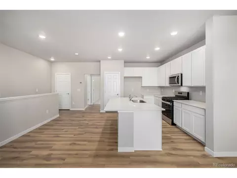 Kitchen - 2909 E 103rd Dr, Thornton, CO 80229 photo 4 of 6