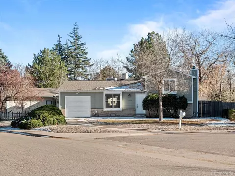 11426 E Highline Dr, Aurora, CO 80010