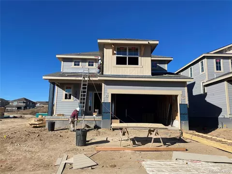2480 Crescent Cir, Erie, CO 80516