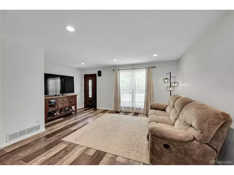 11000 Eudora Cir, Thornton, CO 80233 photo 5