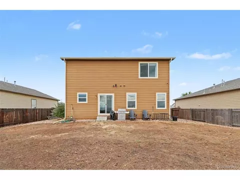 Exterior - 7229 Shavano Ave, Longmont, CO 80504 photo 7 of 8